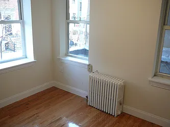 Rented by Warren T Real Estate Corp.