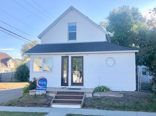 612 3rd Ave NE, Devils Lake, ND 58301