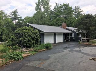 32 Slayton Hill Rd, Lebanon, NH 03766