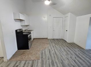 112 N 3rd St #6, Marshalltown, IA 50158