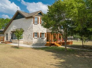 402 Oak Haven Rd, Fredericksburg, TX 78624