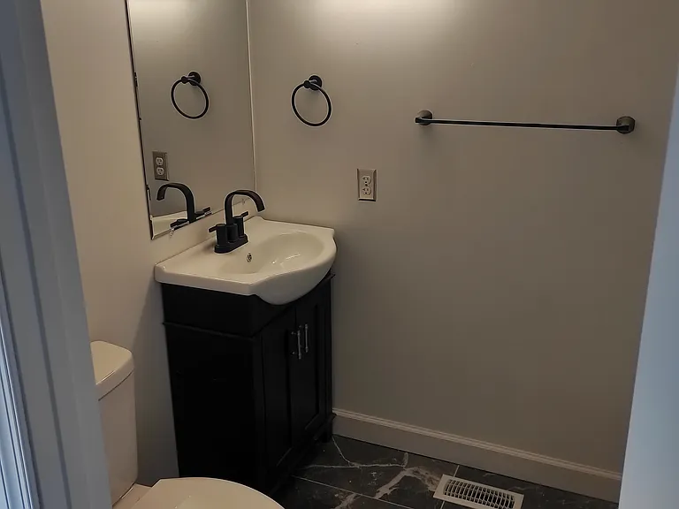 1714 E Pratt St — Photo 1