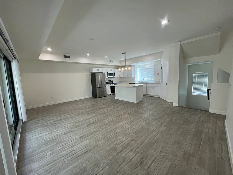 1020 E Spence Ave #1009 — Photo 18