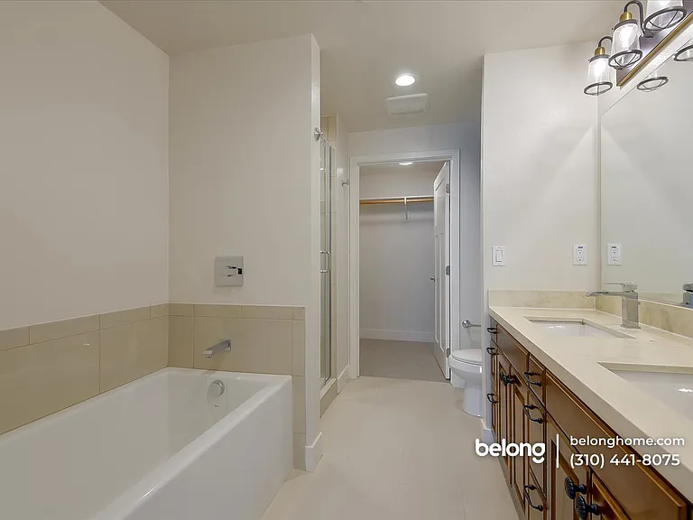 627 Deep Valley Dr #P607 — Photo 19