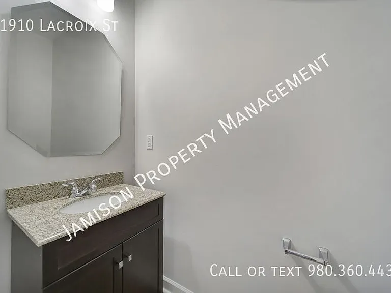 11910 Lacroix St — Photo 13