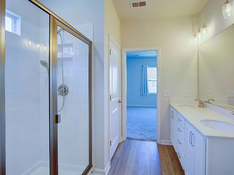 714 McRoy St — Photo 14