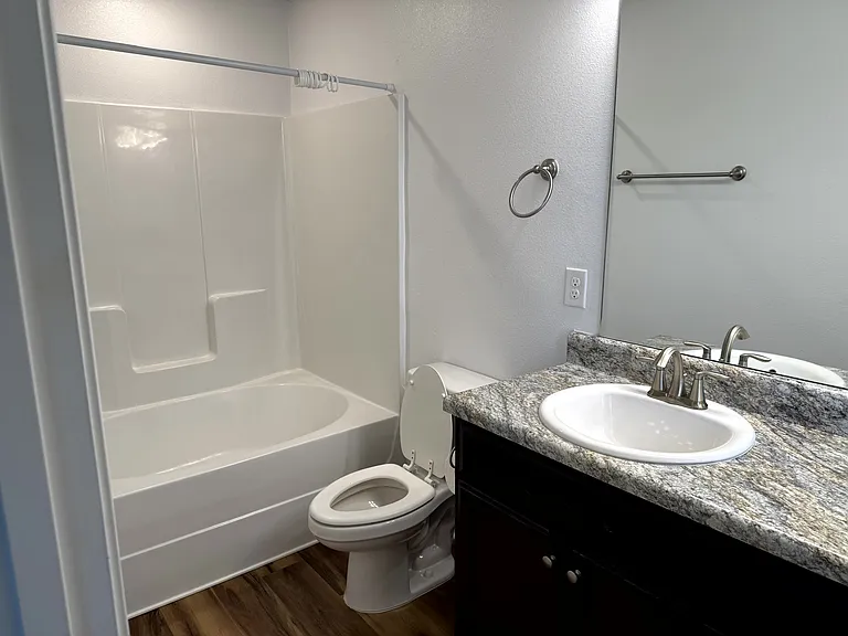1333 Fairchild St — Photo 13