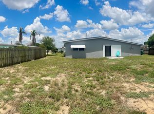 809 Gilbert St, Sebastian, FL 32958