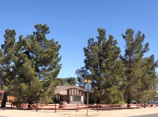 14220 Jicarillo Rd, Apple Valley, CA 92307