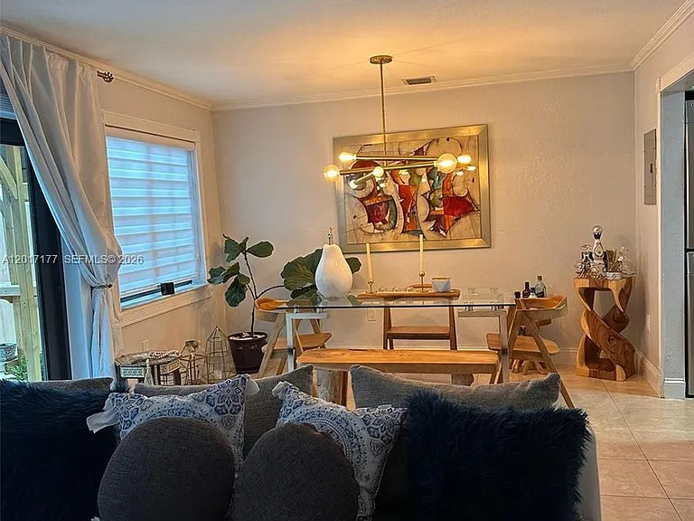 1595 SW 122nd Ave #4-5 — Photo 4