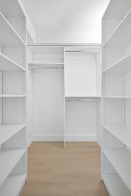 Rented by Greystar | media 6