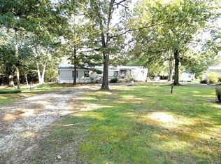 520 Pineview Rd, Springville, TN 38256