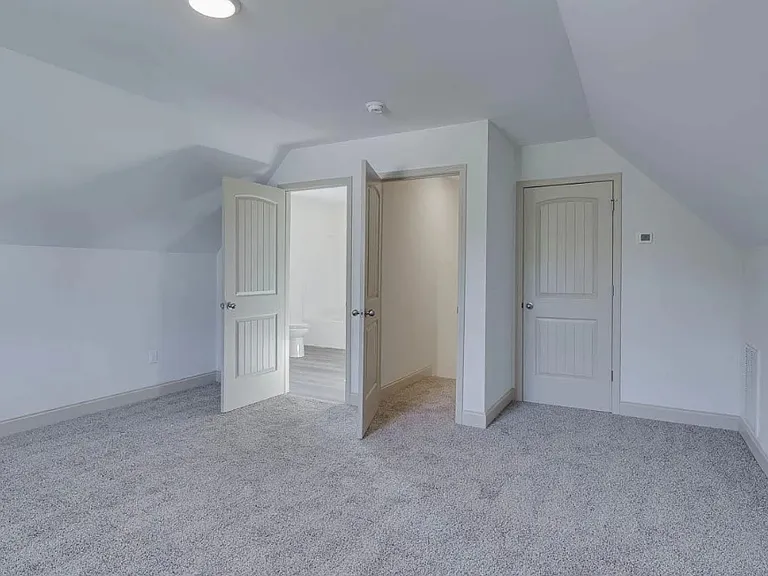 106 Glory Rd — Photo 23
