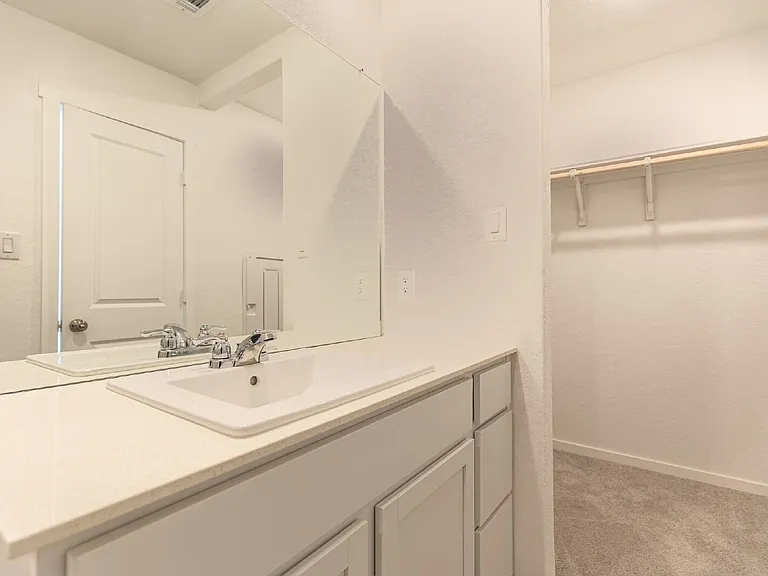 2922 Carnelian Trl — Photo 23