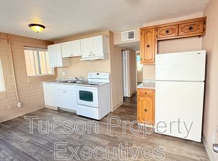 2411 S 6th Ave APT 17, Tucson, AZ 85713