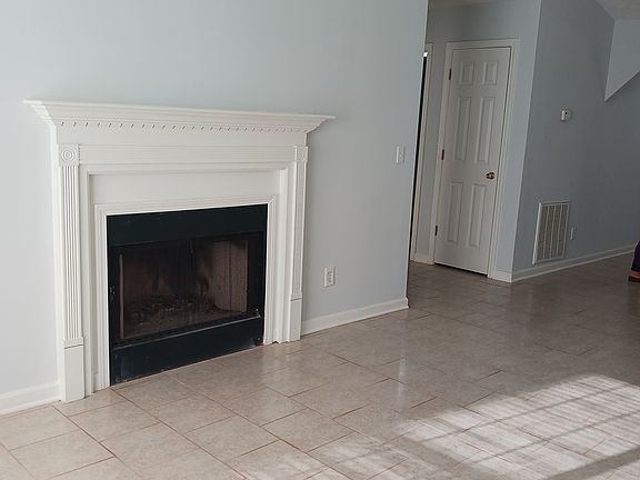 3rd image of 6220 Harvard Ct