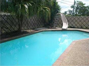5th image of 11441 NW 36th Pl