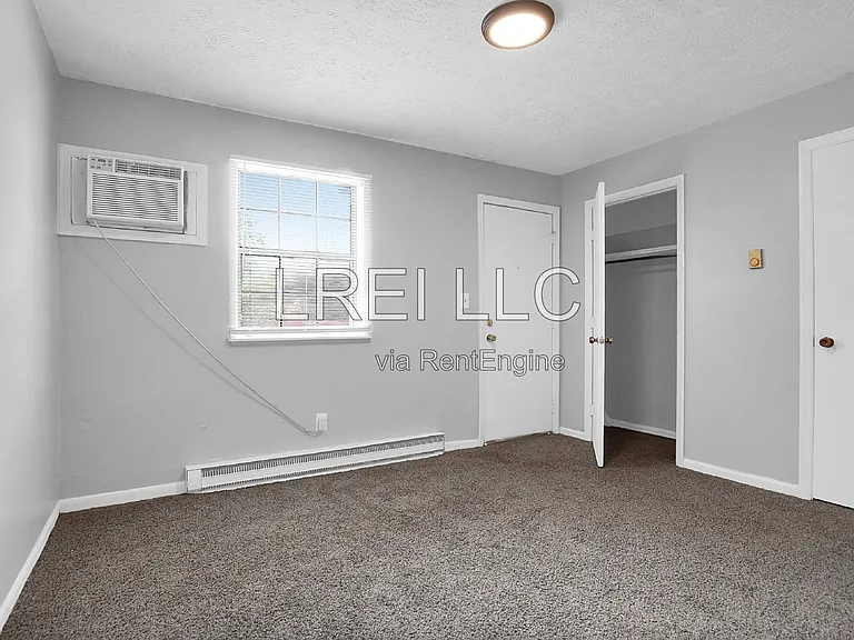 176 Thistlewood Ave #3 — Photo 5