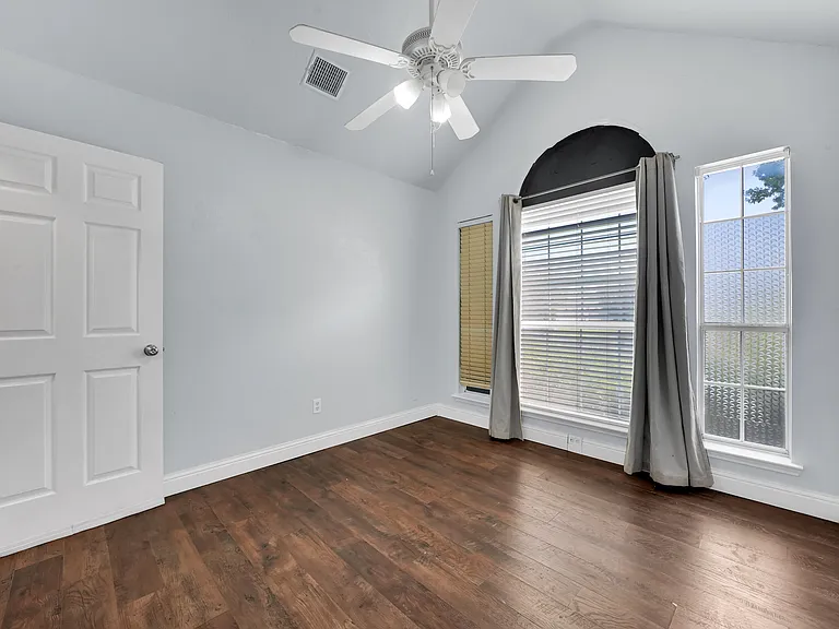 1802 Pendleton Rd — Photo 12