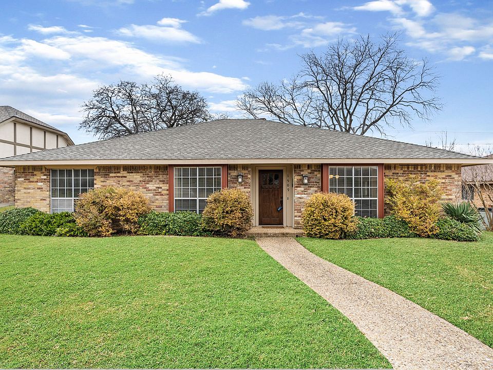 1509CopperCreekDr.Plano75075-Exports-2.jpg