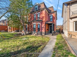 208 Dovercourt Rd #A, Toronto, ON M6J 3C8