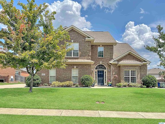 3rd image of 4851 Cove Valley Dr SE