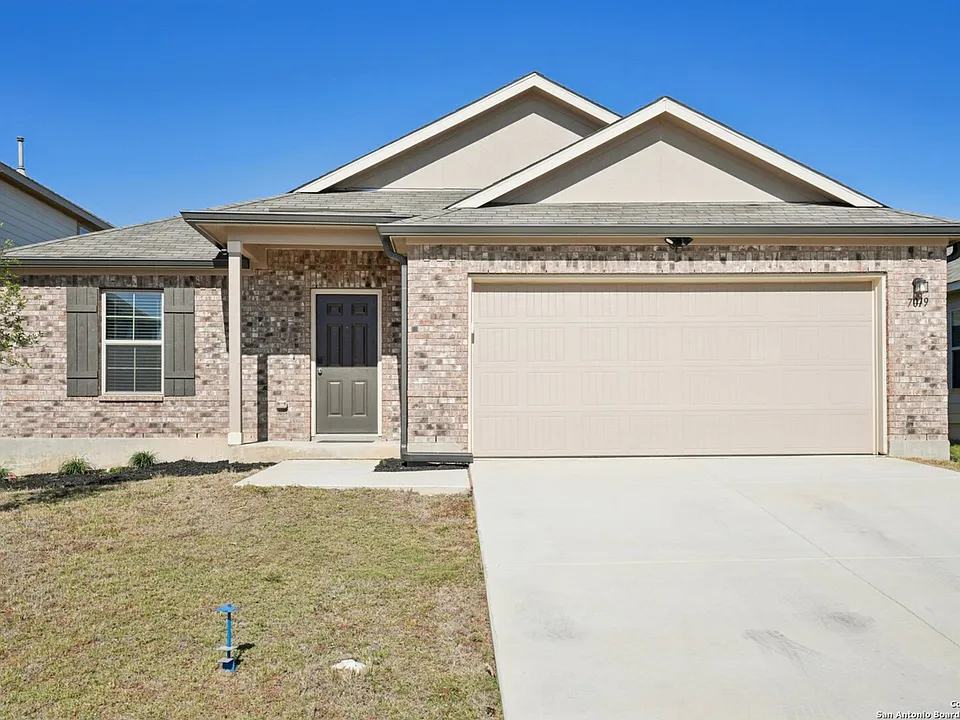 7019 Vista Loop