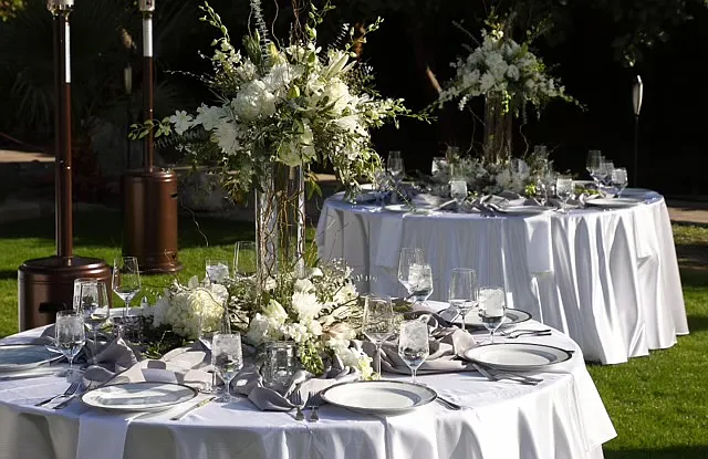 Grand lawn for dinner parties