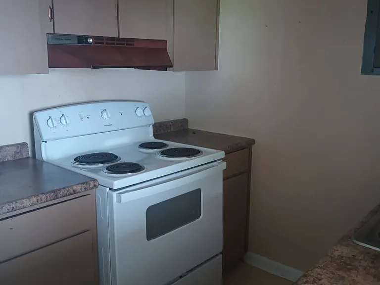 901A Orange St — Photo 3