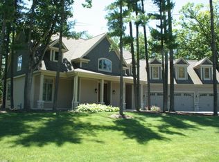 3512 Harvest Ct, Island Lake, IL 60042