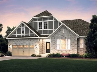 99 Somerset Cir, Wheaton, IL 60189