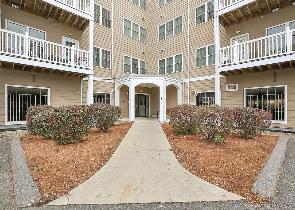 1st image of 8 Walnut St Unit 115