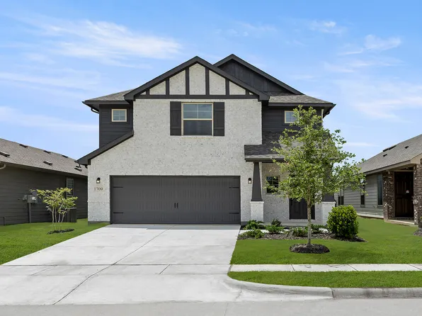 1709 Meadow Crest Dr, Aubrey, TX 76227