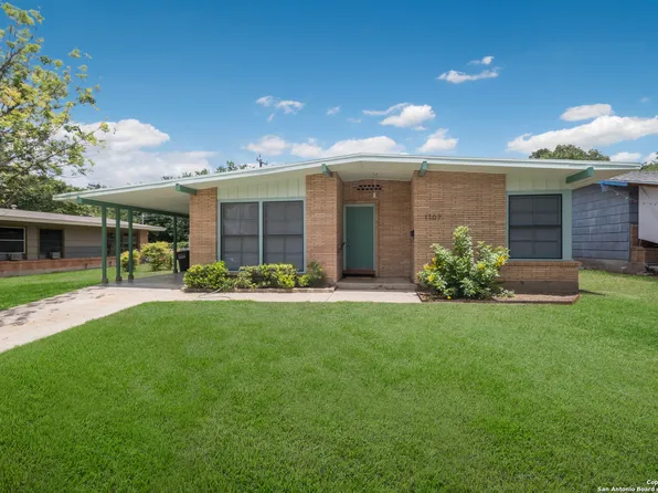 1107 Arroya Vista Dr, San Antonio, TX 78213