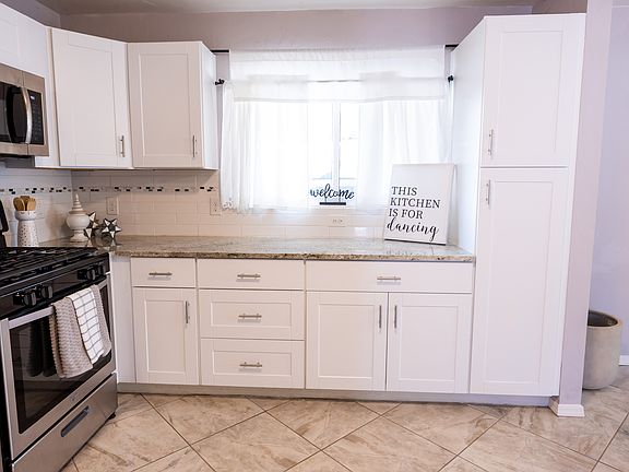 3rd image of 11451 W Tortolita St