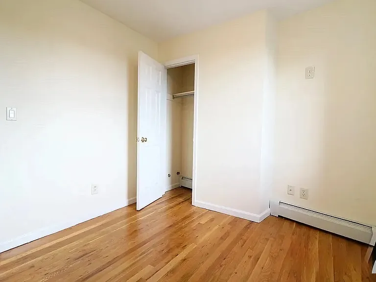 133 Hillside Pl #2D — Photo 4