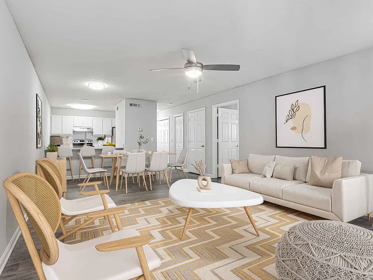 Faris Residences Newnan — Photo 1