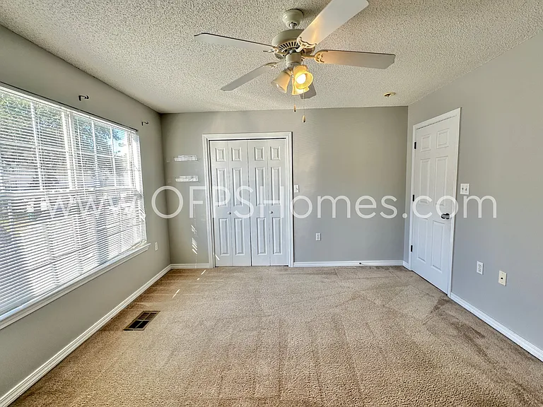 959 Scenic Oak Ln — Photo 14