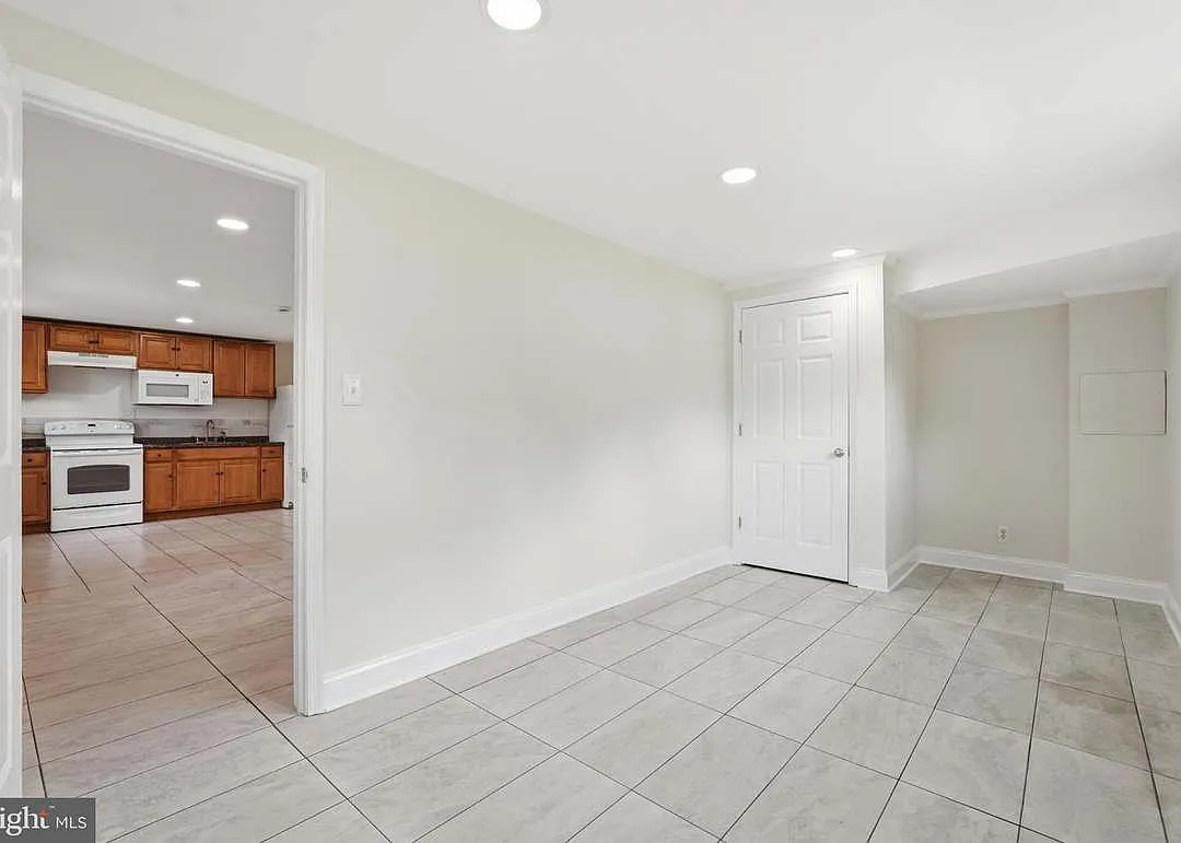1 bed, 600 sqft, $1,800 — Photo 3