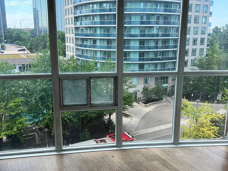 70 Absolute Ave #610 — Photo 10