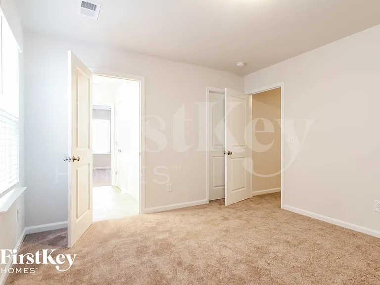 721 Ridgemoor Trl — Photo 11