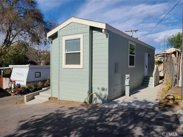 1045 E Vista Way E Space 12, Vista, CA 92084