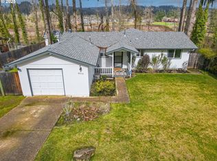 2010 W Harrison Ave, Cottage Grove, OR 97424