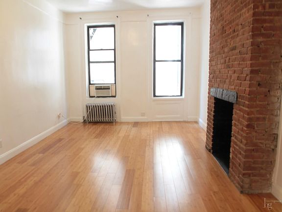 5th image of 924 3rd Ave APT 2B
