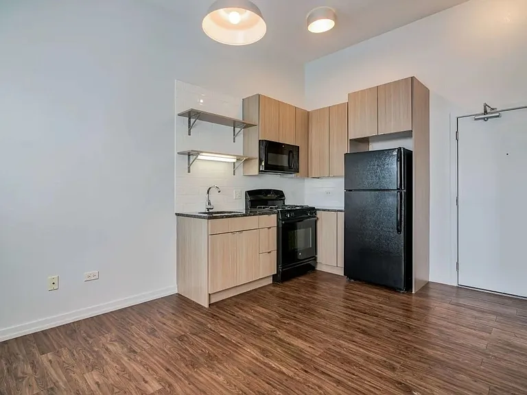 5051 N Kenmore Ave — Photo 71