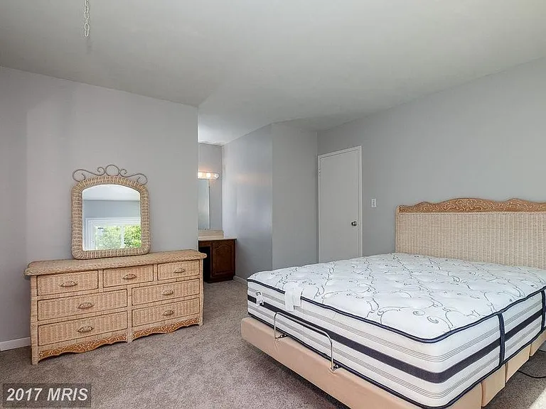 355 Gatewater Ct — Photo 14
