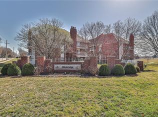 8001 Westridge Rd APT 211, Kansas City, MO 64138