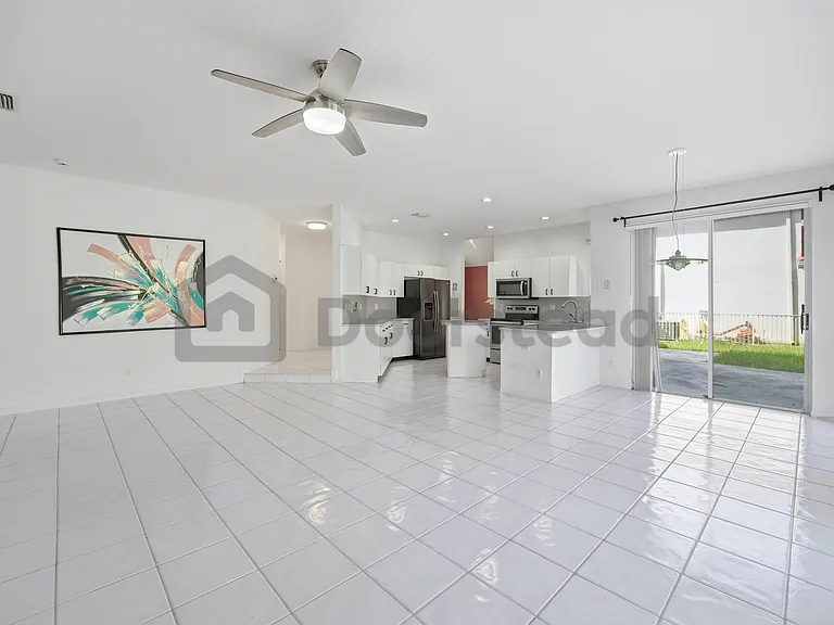 1120 NW 179th Ave — Photo 17