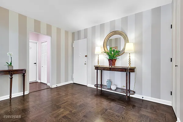 Sold by Corcoran | media 21