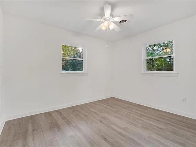 1605 Dupard St — Photo 11